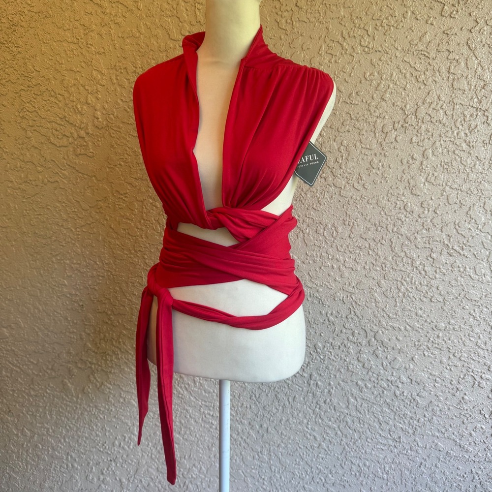 Wrap Top Womens Size One Size Red NWT Multiway Convertible Halt Tie